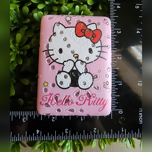 NEW Hello Kitty Lot Mirror and 4 Keychains - Picture 9 of 9